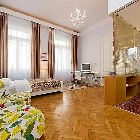 Rosa Linde - Comfort Rooms